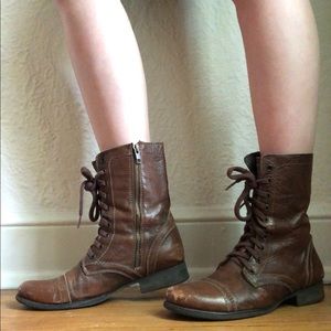 Steve Madden Troops boot, Brown, size 9